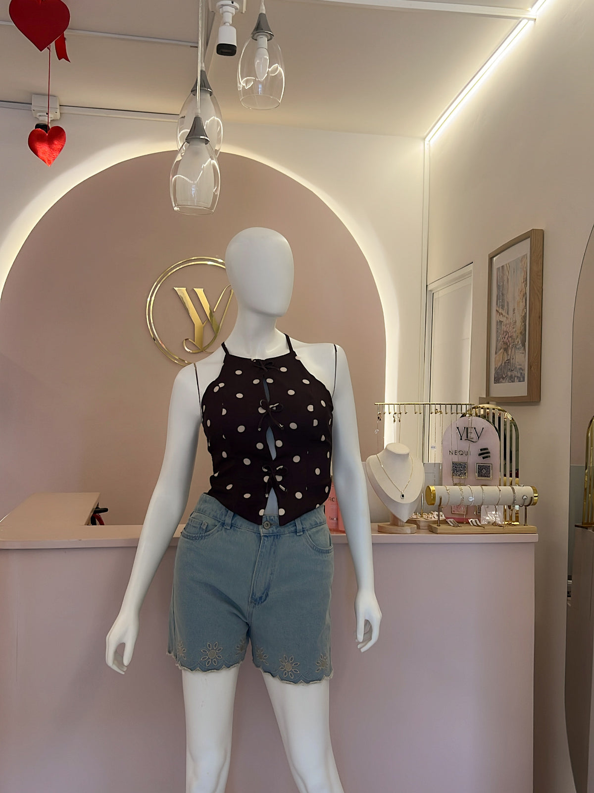 Short Bordado Girasol